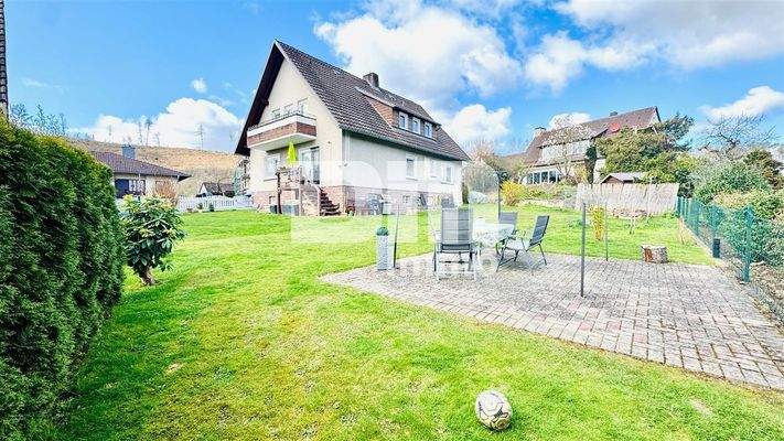 Großer Gartenbereich