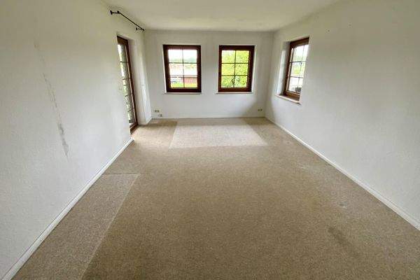 Schlafzimmer mit Balkonzugang