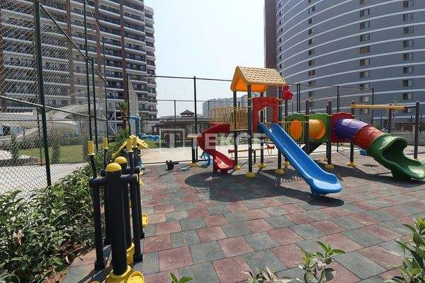 Properties within Walking Distance of Beach in Tömük Mersin