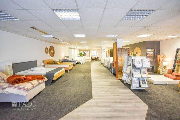 Verkaufsfläche vorne