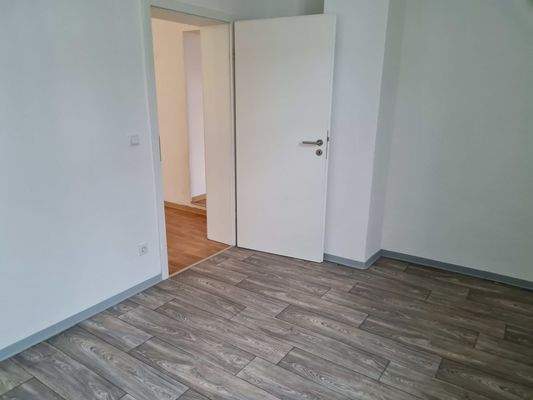 Zimmer 4 Ansicht 2.jpg