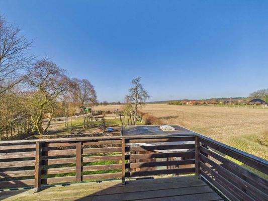 CAM04911G0-PR0054-STILL013