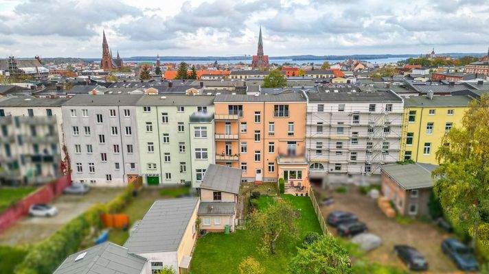 Rückseite und Lage Objekt