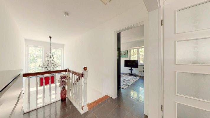 OG, Blick in Schlafzimmer 2