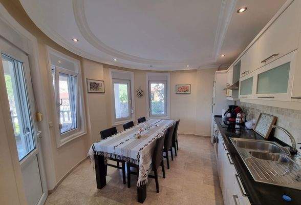 WhatsApp Image 2024-10-07 at 14.28.53.jpeg