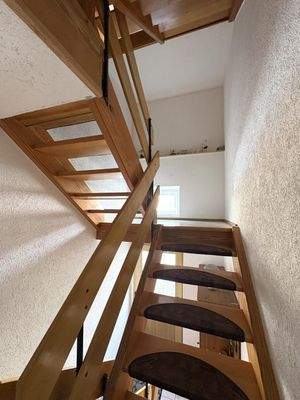 Treppenhaus in das DG