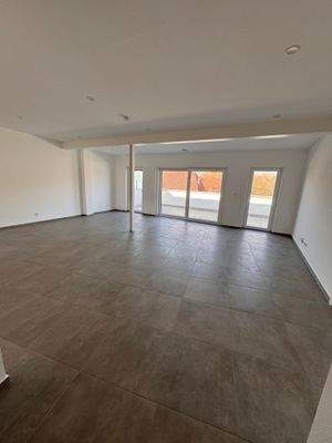 Großzügiger Ess- und Wohnbereich