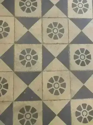 Bodenfliesen Treppenhaus