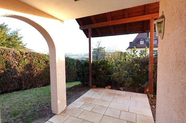 Überdachte Terrasse