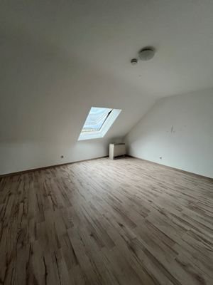 Schlafzimmer DG rechts (Leerstand)