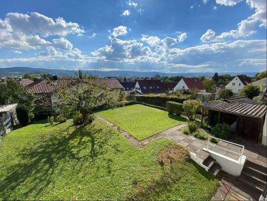 Gartenblick vom Balkon
