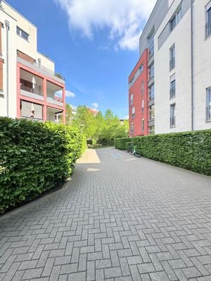 40 Gehweg Haus 