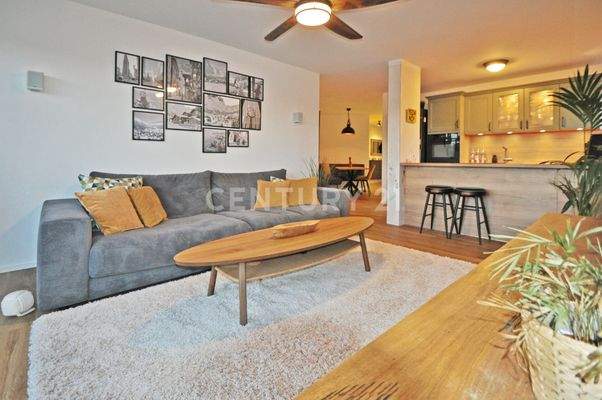 Wohnzimmer Ansicht 2