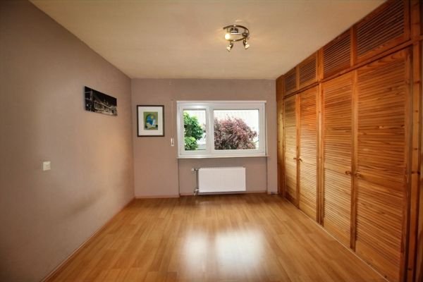 kl. Schlafzimmer mit ...