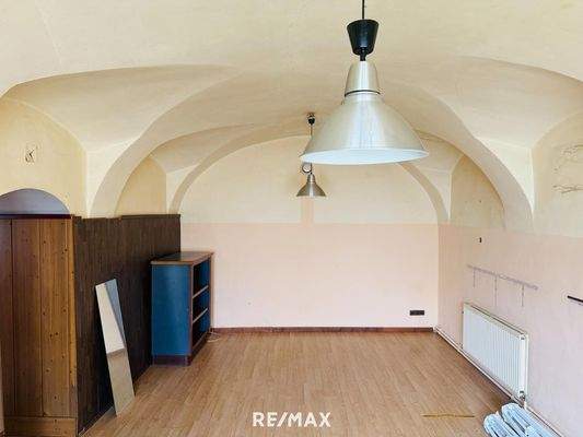 Extra Lokal Cafe Bar