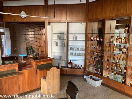 8-Verkaufsraum EG.JPG