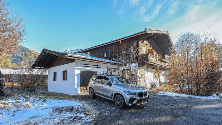 KITZIMMO-Baugrundstück mit Altbestand auf der Bichlalm kaufen - Immobilien Kitzbühel.