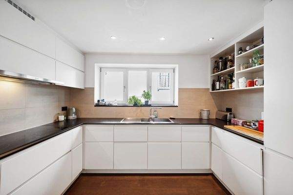 Moderne Einbauküche