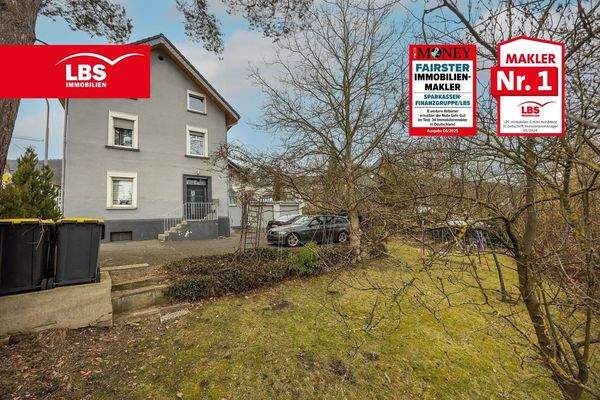 Haus mit Hof und Garten