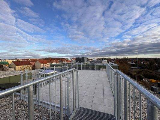 LEWO Neue Färberei Terrasse