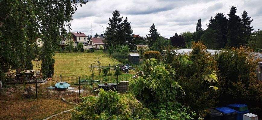 Blick auf das Grundstück