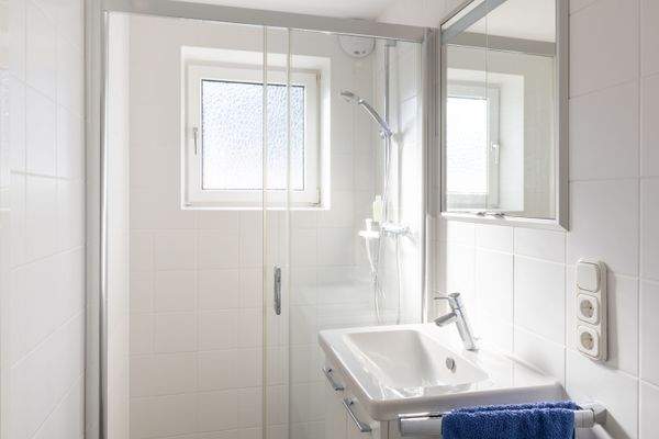6. Duschbad.jpg