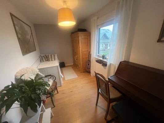 Zimmer 1 im OG