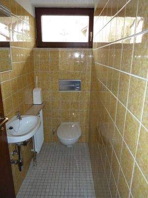 WC mit Fenster 
