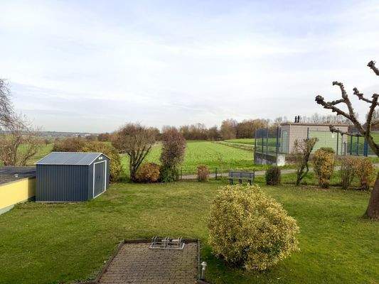 Ausblick aus dem Schlaf-/ Kinderzimmer