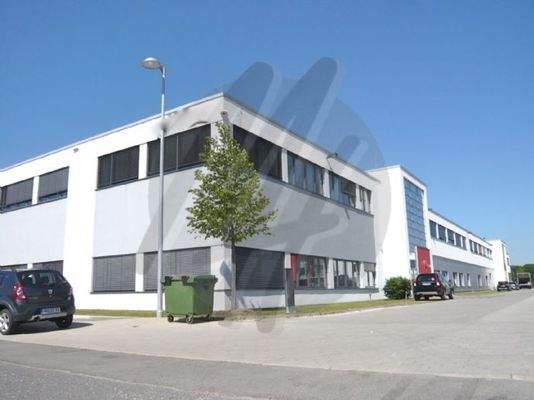 INFOS UNTER: 06171-586000