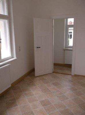 Küche mit angrenzendem Abstellraum