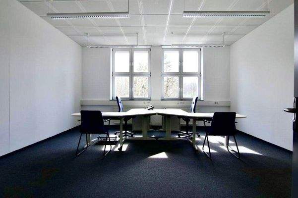 Büro Beispielfoto.jpg