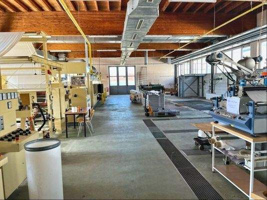 Blick Halle II vorher