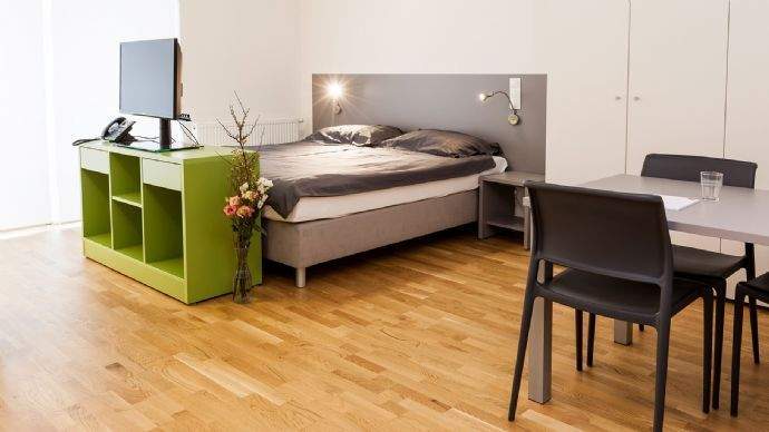 LT_5448_Schlafbereich inkl. Tisch