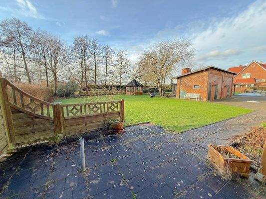 Terrasse, Schuppen & Pavillon