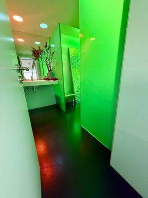 Badezimmer im Untergeschoss