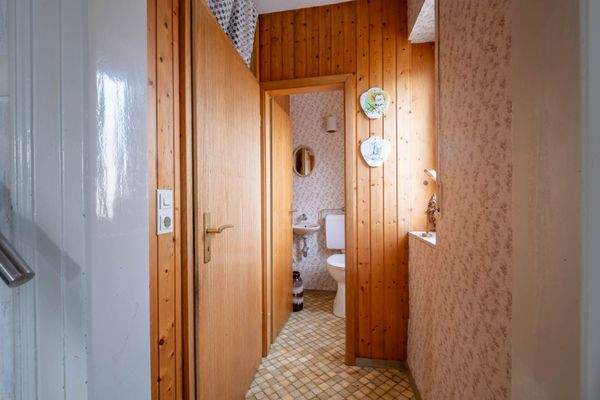 EG - WC und Abstellraum