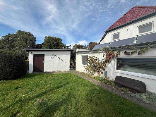 Garage, Haus, Nebengebäude