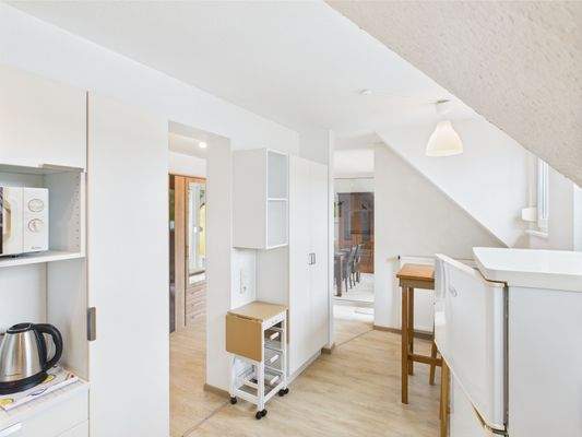 Woh. DG Küche -Blick in WZ