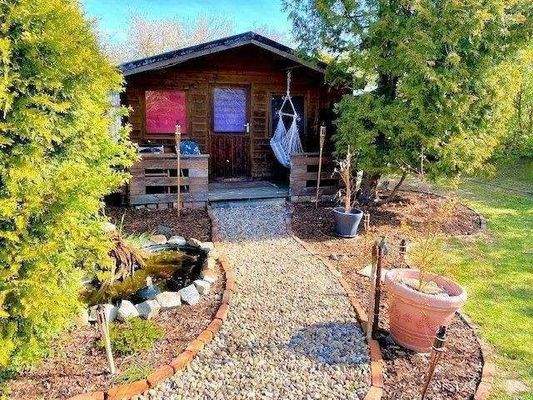 Gartenhütte.jpg