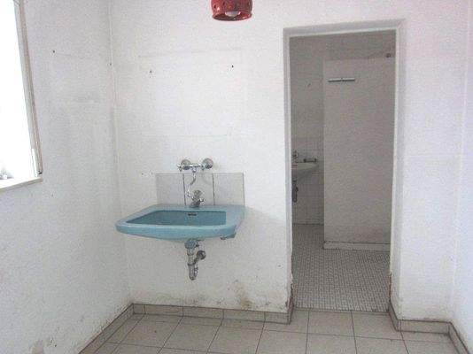 Sout. Waschraum 1.JPG