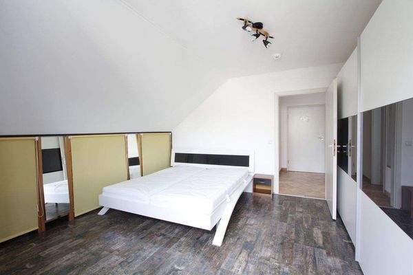 ...sowie Stauraum...