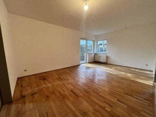 20241115_104610481_iOS