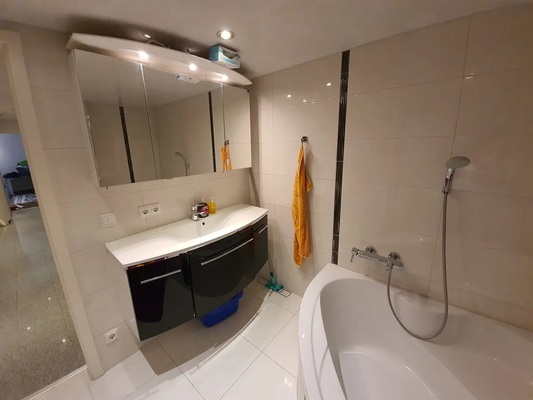 9be0ee78-1640-4980-909d-d6eae624a4df-1947422363