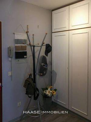 Flur mit Einbauschrank