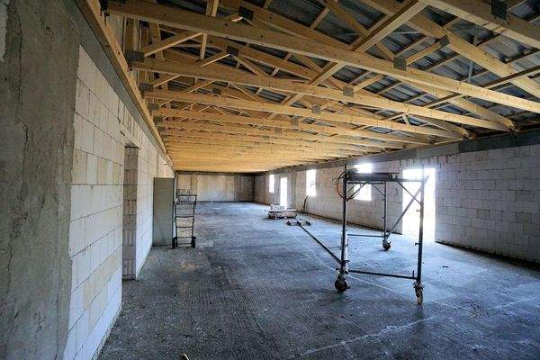 Linke kleine Halle (4).jpg