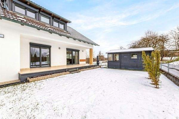 Außenbild Garten, Terrasse & Gartenhaus - (KI generiert)