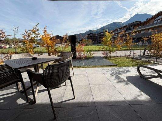 Top 01 Terrasse Osten.jpg