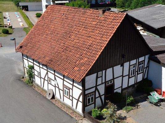 Fachwerkhaus im Zufahrtsbereich