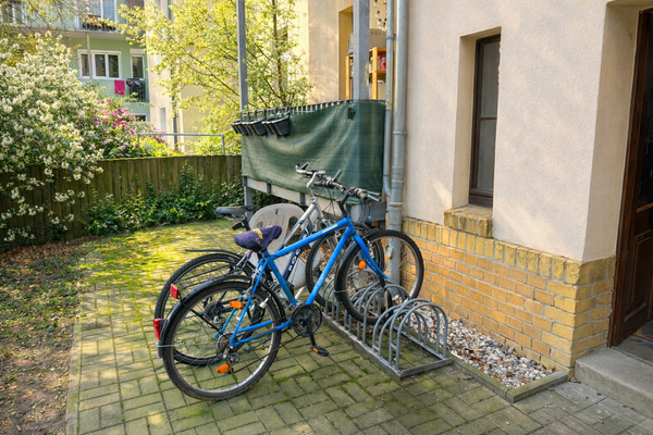 Fahrradplätze im Innenhof